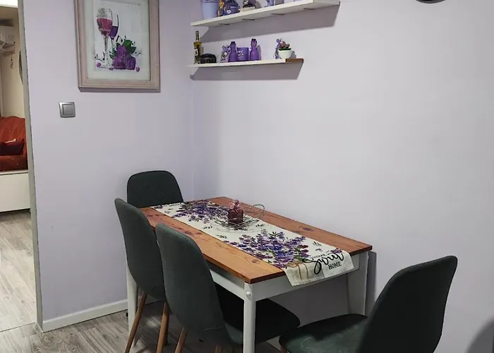 Dinkica Corner 3133 Centar Near National Theatre - Narodno Pozoriste Szarajevó